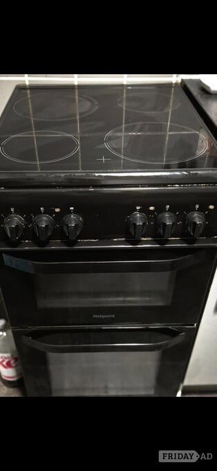 COOKER, Electric Hotpoint black excellent working order.