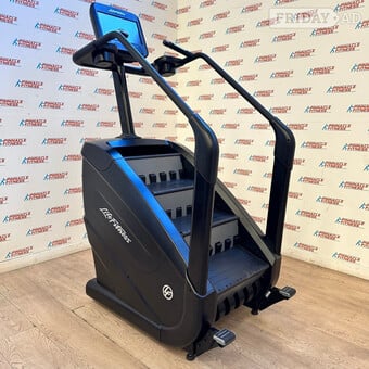 Life Fitness Elevation Series Powermill with Discover SE Console