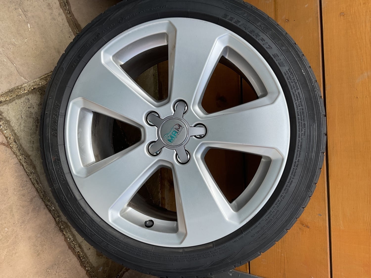 Audi A3 x 4 Alloy wheels - Parts & Accessories