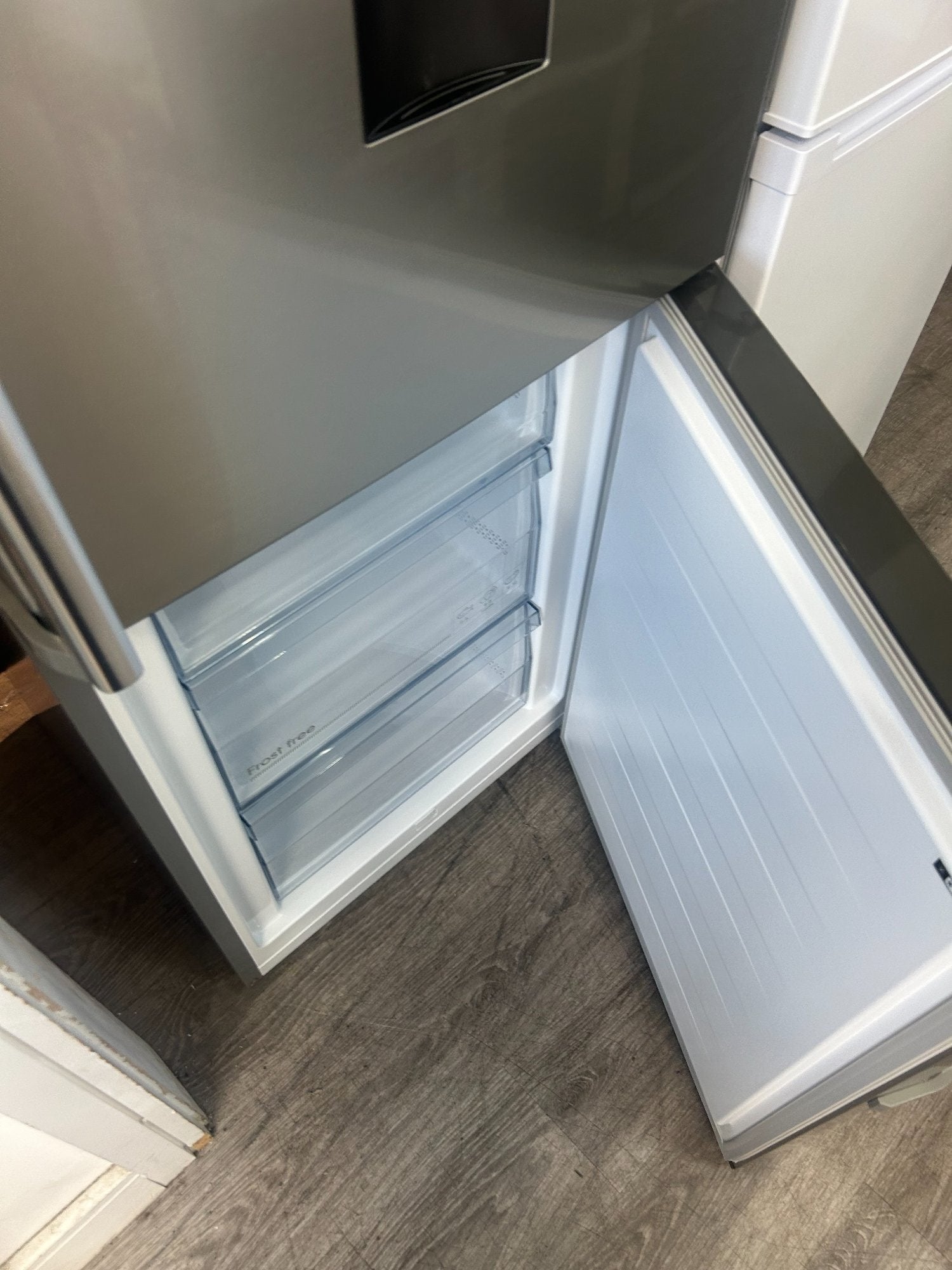 St. Leonards-On-Sea KENWOOD 60/40 FRIDGE FREEZER