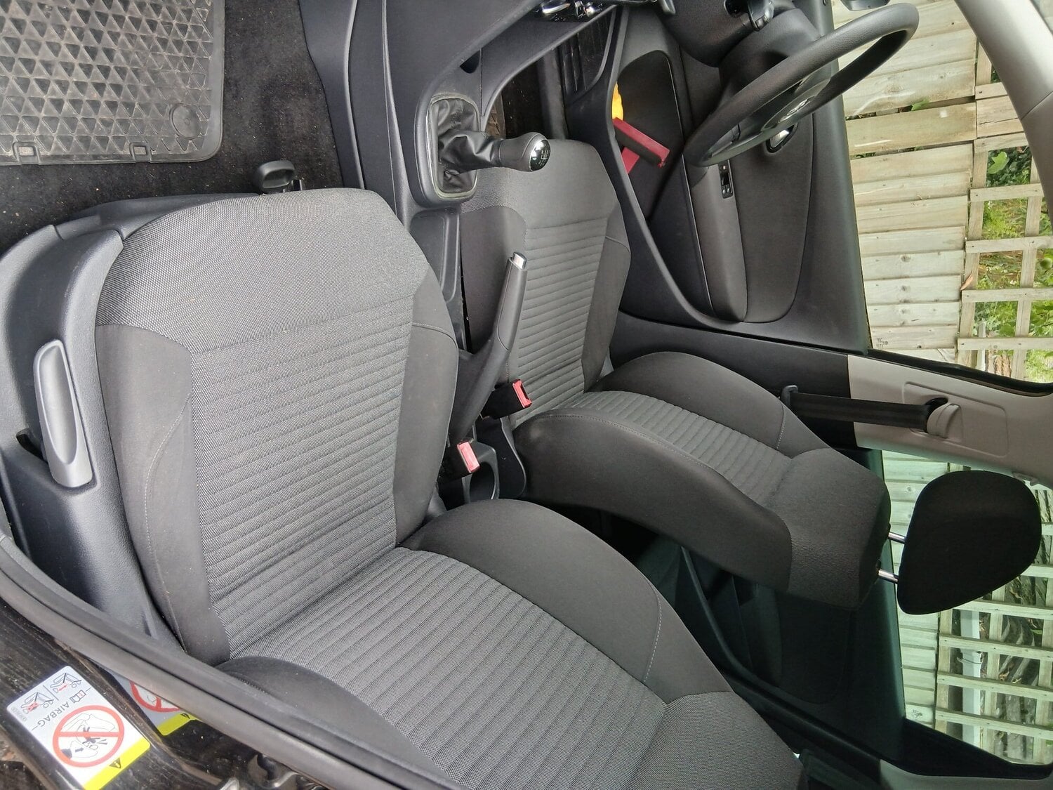 [ berth ]Volkswagen Polo