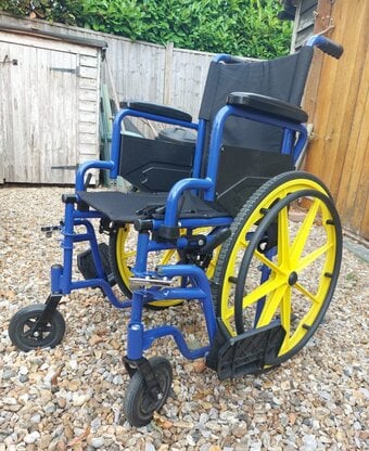 Wheelchair for children / small adults by Pepe