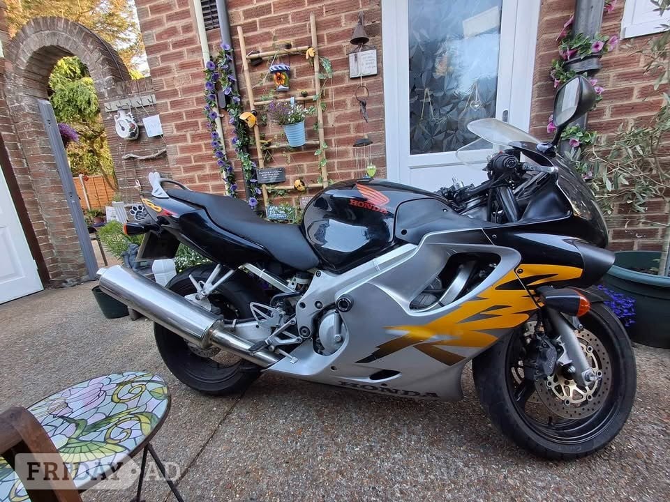 Honda CBR 600cc - Motorbikes, Scooters & Quads in Worthing