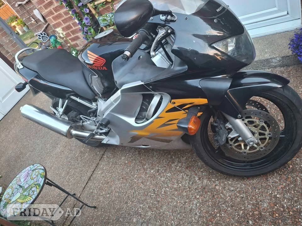 Honda CBR 600cc - Motorbikes, Scooters & Quads