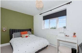 Double Room to Rent in Lancing – Bills Included