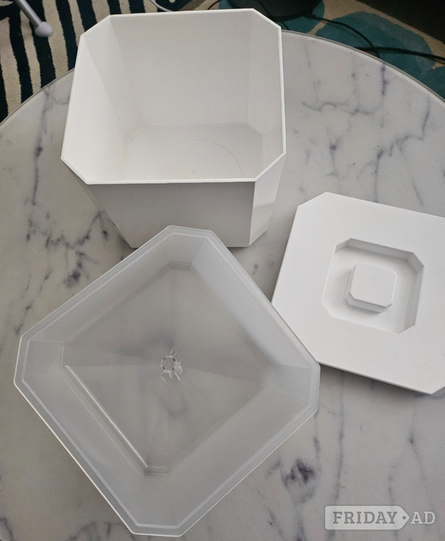 Hove White plastic ice bucket.