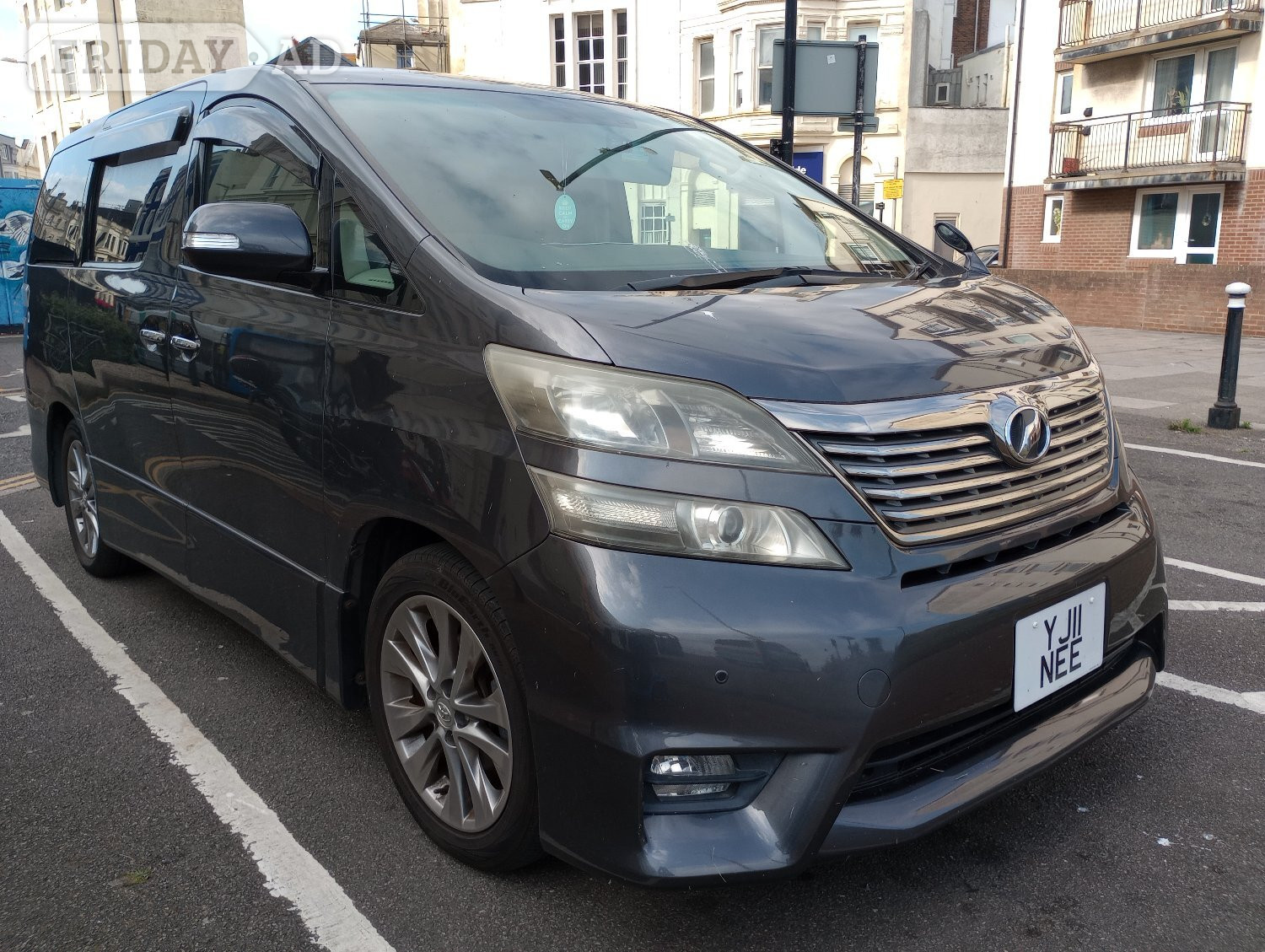 [ berth ]Toyota Vellfire