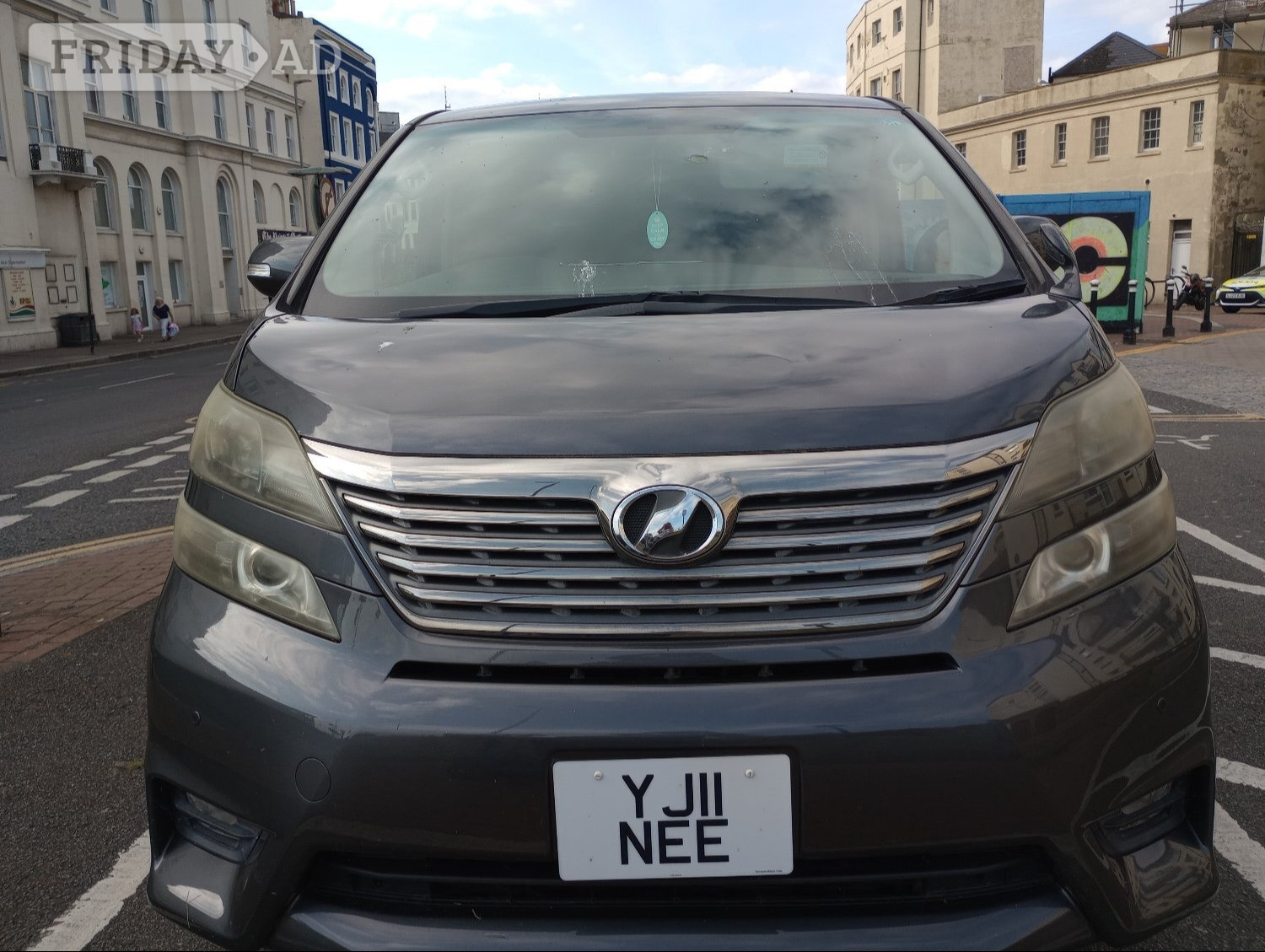 Toyota Vellfire MPV - Cars in Bexhill-On-Sea