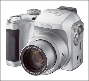 Fuji Camera S3000