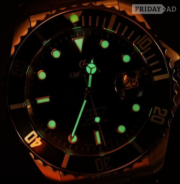 Grovana - Revue Thommen divers watch. - Clothing, Footwear & Accessories in Worthing