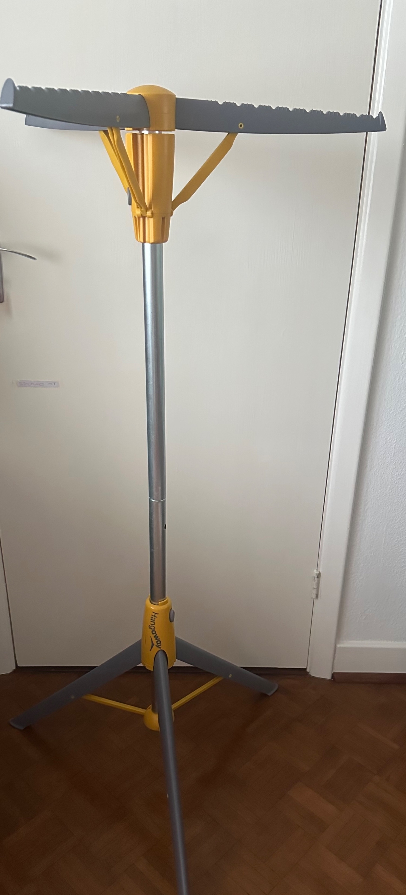 Detachable HANGAWAY clothes airer