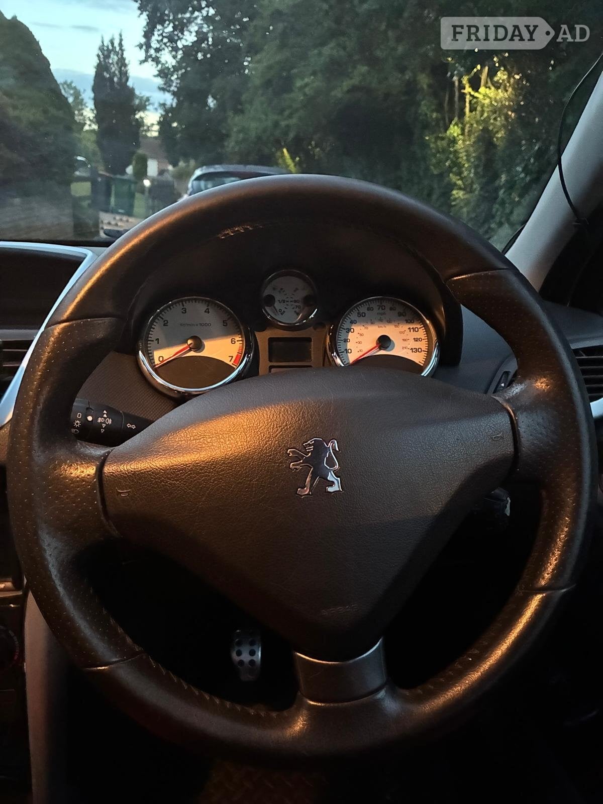 [ berth ]Peugeot 207