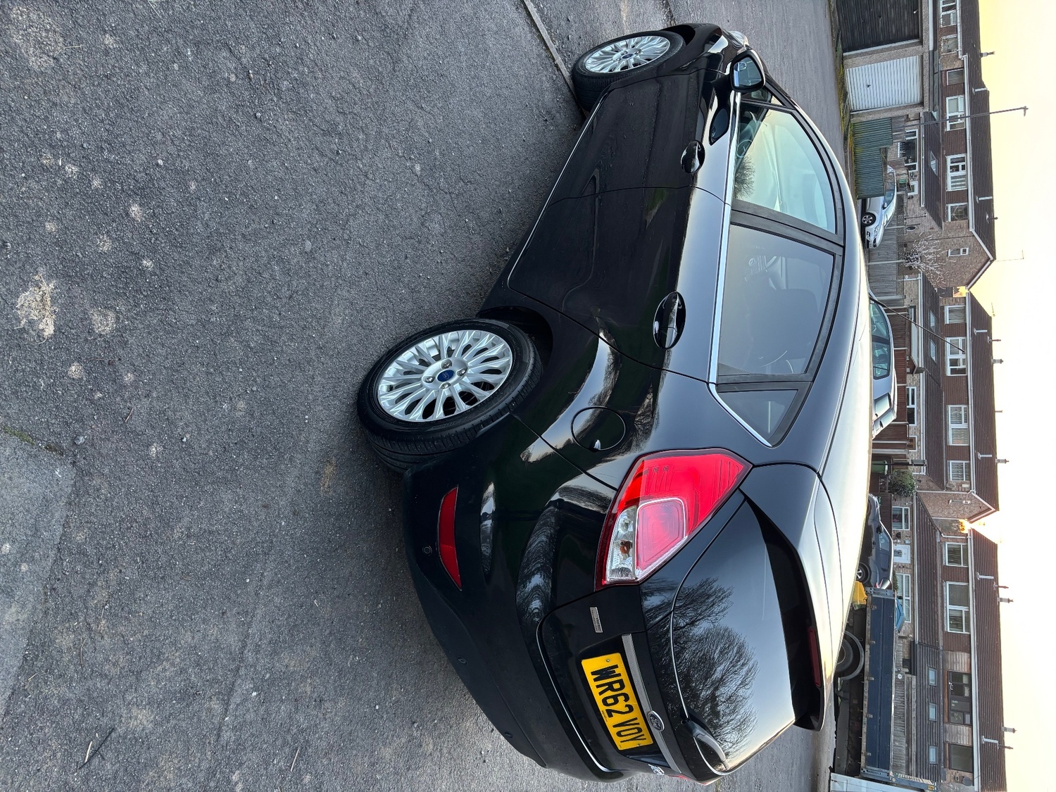 Ford fiesta titanium  - Cars