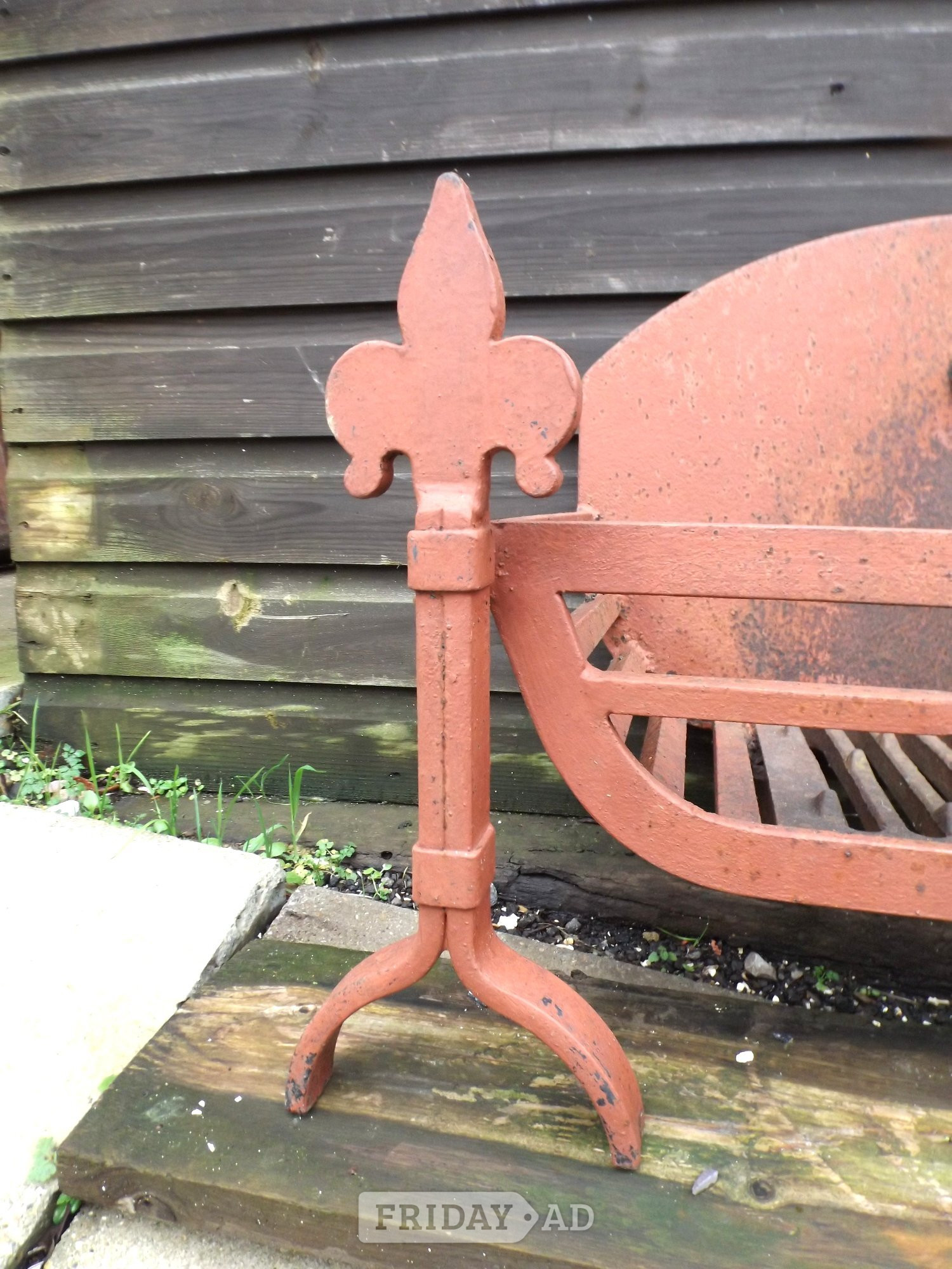 Sturdy Fire Basket